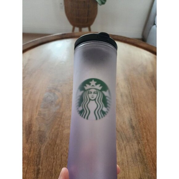2010 Starbucks Frosted Plastic Water Travel Tumbler Flip Straw 20oz - Picture 4 of 5